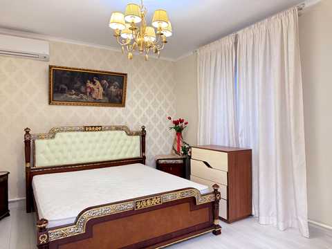 дом по адресу Михайла Матюшенка ул. (Воїнів Інтернаціоналістів), 33