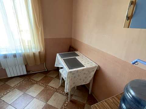 квартира за адресою Ревуцького вул., 36/2