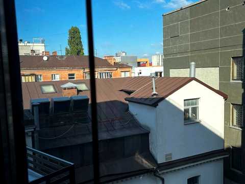 квартира по адресу 93-ї Холодноярської Бригади ул., 10