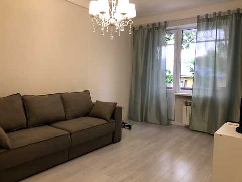 квартира за адресою Оріхуватська вул. (Бурмистенка), 6к2