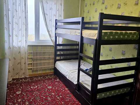 квартира по адресу Молодіжна, 5