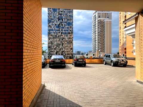 квартира по адресу Василия Тютюнника ул. (Анрі Барбюса), 5-В