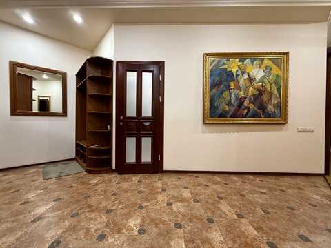 квартира за адресою Старонаводницька вул., 13