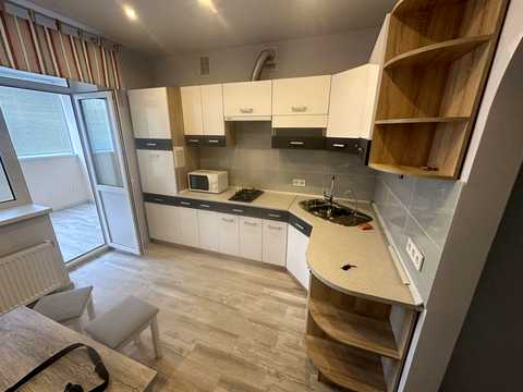 квартира за адресою Боголюбова вул., 33