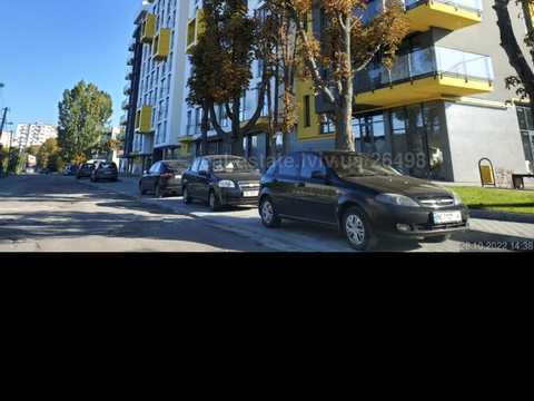 квартира за адресою Дениса Січинського вул., 2-А