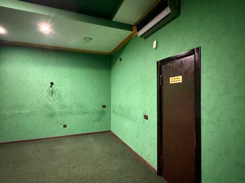 коммерческая по адресу Героїв Майдану ул. (Театральна), 10