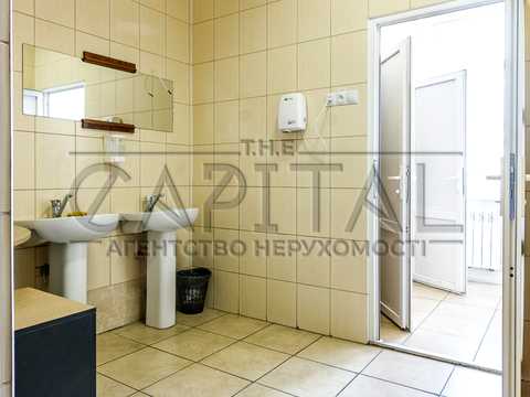 коммерческая по адресу Большая Васильковская ул. (Красноармейская), 74