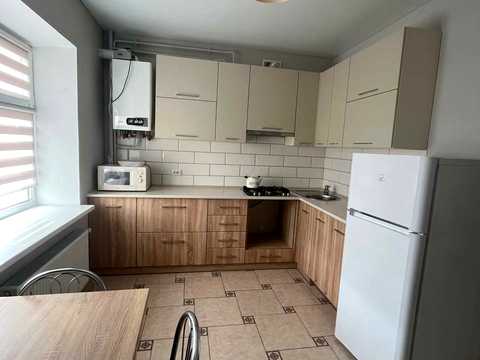 квартира за адресою Лапушкіна, 9