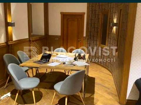 коммерческая по адресу Михаила Грушевского ул., 28