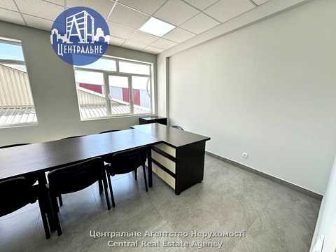 комерційна за адресою Ярослава Мудрого вул. (Моріса Тореза), 64Б