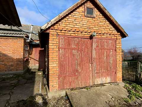 дом по адресу Центральна, 134