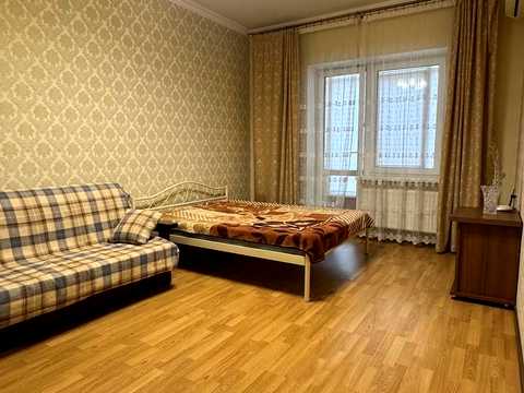 квартира за адресою Академіка Єфремова вул. (Командарма Уборевича), 8-А