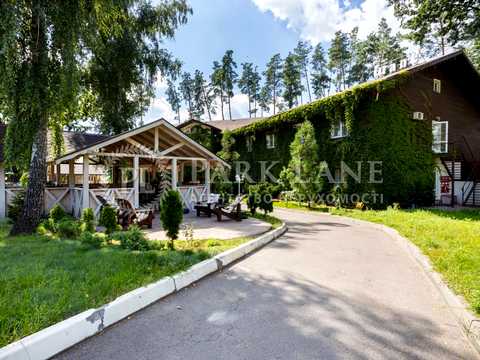 комерційна за адресою Звенигородська вул., 173