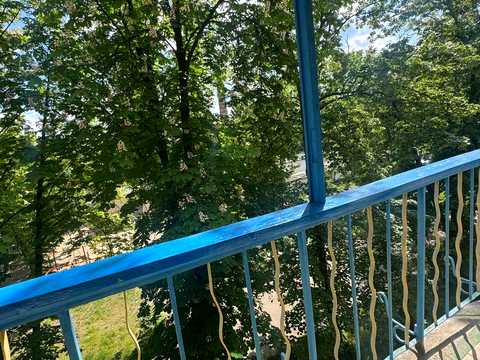 квартира за адресою Салютна вул., 12/62