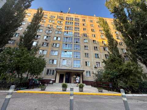 квартира за адресою Добровольців пров., 10