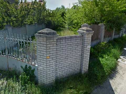 ділянка за адресою Садова вул., 1