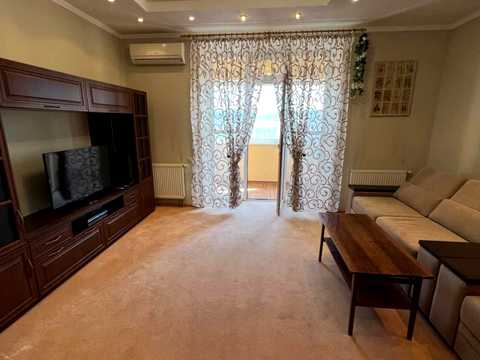 квартира за адресою Почайнинська вул., 70