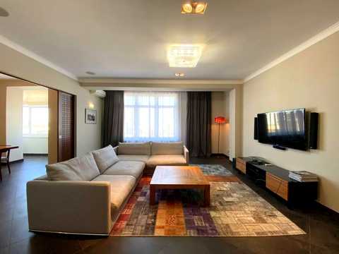 квартира за адресою Круглоуніверситетська вул., 3-5