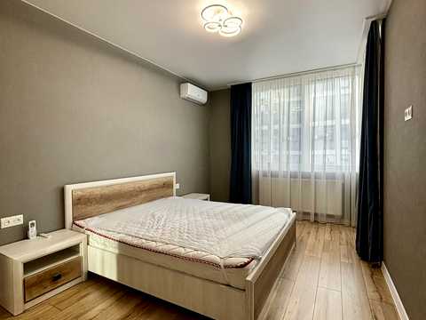 квартира по адресу Олександра Олеся ул., 6-А