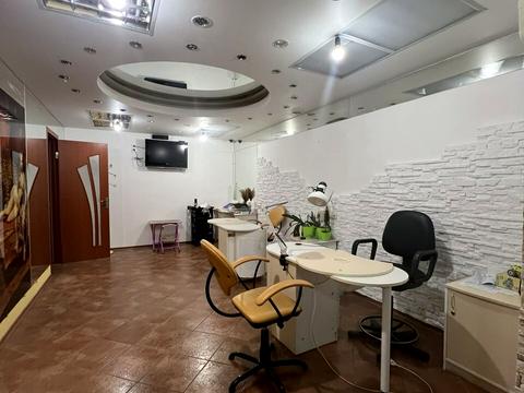 комерційна за адресою Владислава Зубенка вул. (Тимурівців), 34 А