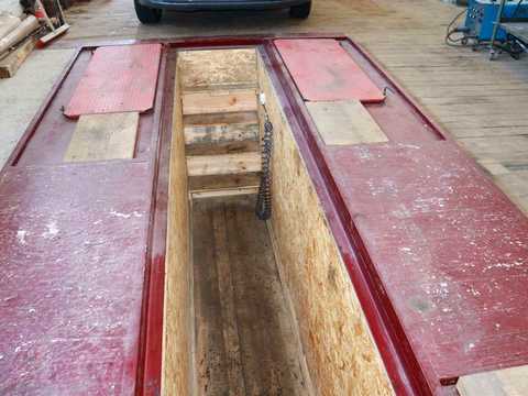 коммерческая по адресу Кібенка, 11а