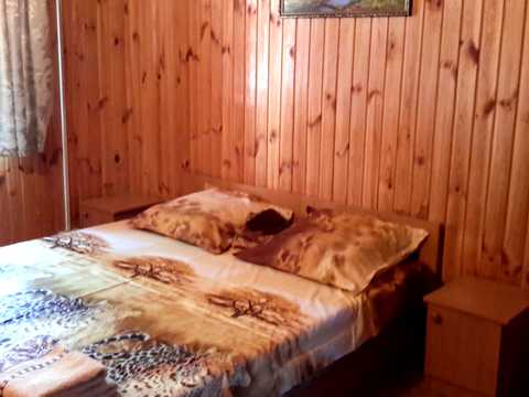 комерційна за адресою 2-й Басейний пров., 4