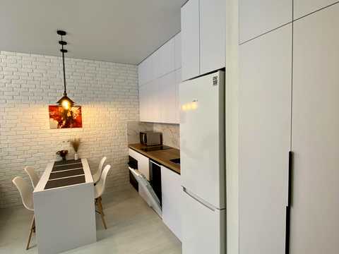 квартира за адресою Салютна вул., 2к23