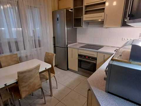 квартира за адресою Голосіївський просп. (40-річчя Жовтня), 21