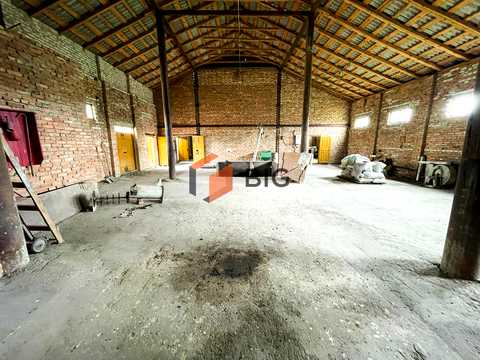 комерційна за адресою Луцька, 1