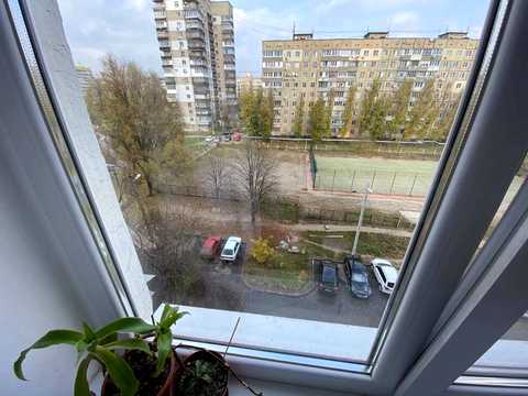 квартира за адресою Калинова вул., 83
