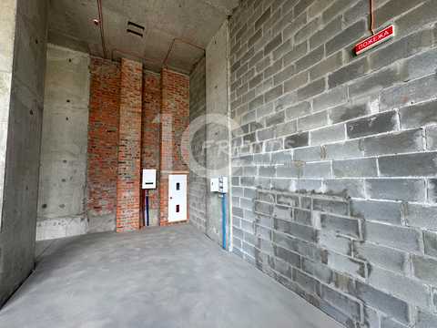 комерційна за адресою Берковецька вул., 6