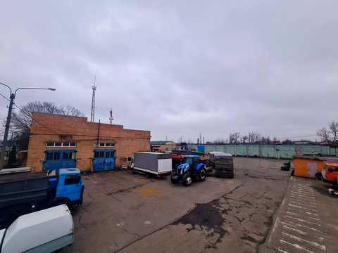 коммерческая по адресу Київська ул., 80
