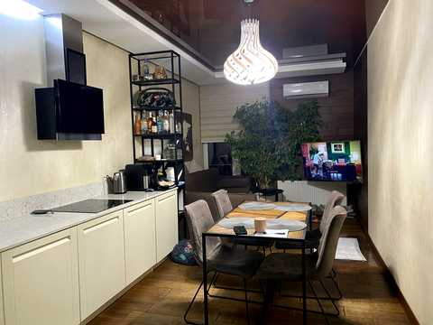 квартира за адресою Регенераторна вул., 4