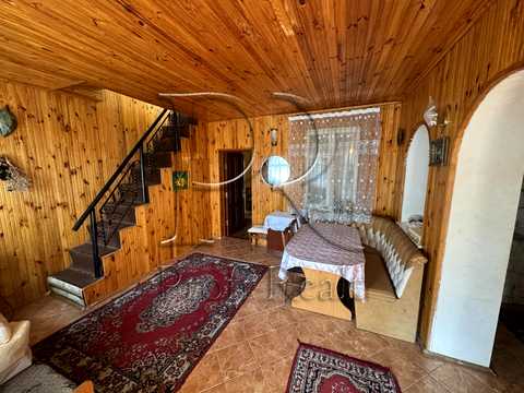 дом по адресу с. Рожны, Лугова вулиця, 12