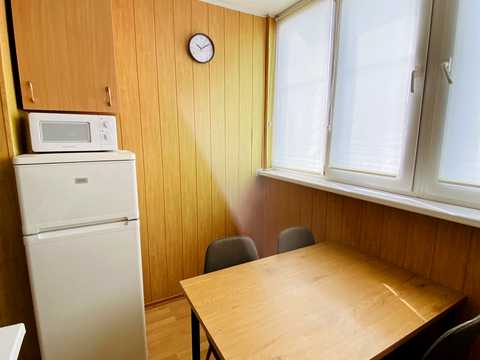 квартира за адресою Анни Ахматової вул., 16-Б