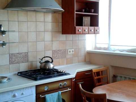 квартира за адресою Івана Мазепи вул. (Січневого Повстання), 3
