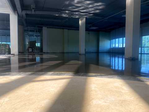 комерційна за адресою проспект Л. Українки, 54 А