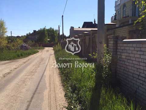 участок по адресу Озерна ул., 1
