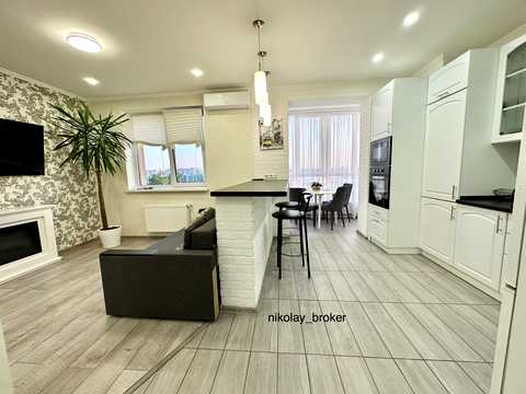 квартира за адресою Соборна вул., 126/16
