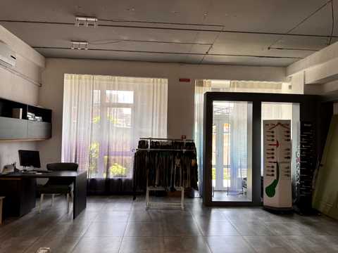 коммерческая по адресу Подільська ул., 10/3