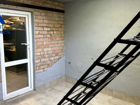 паркоместо по адресу Карпенко-Карого ул., 68