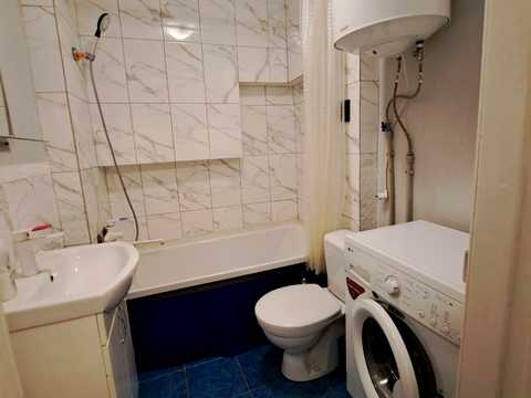 дом по адресу вул. Новосельська, 33