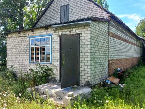 будинок за адресою Центральна, 1