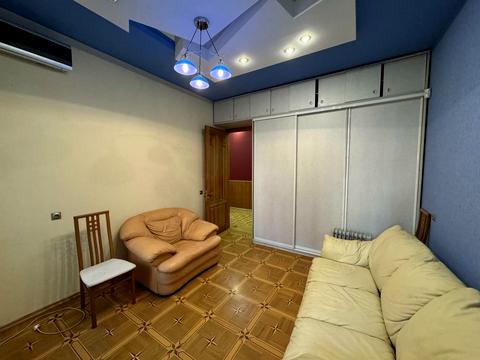 квартира за адресою Леся Курбаса вул., 7