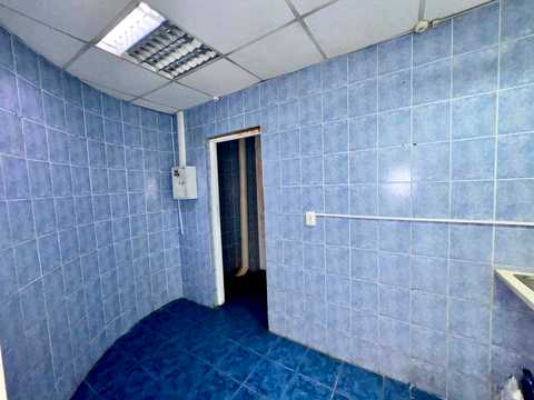 комерційна за адресою Галицька вул., 22