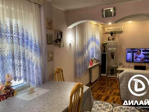 квартира за адресою Водограйна вул. (Гаврилова), 1