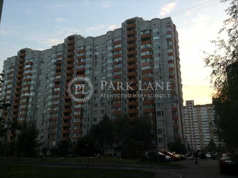 квартира за адресою Анни Ахматової вул., 35-Б