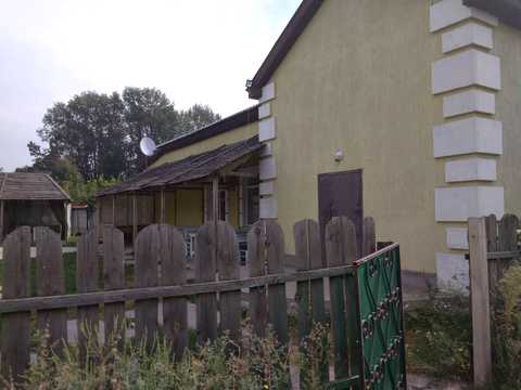 коммерческая по адресу Шевченка, 1