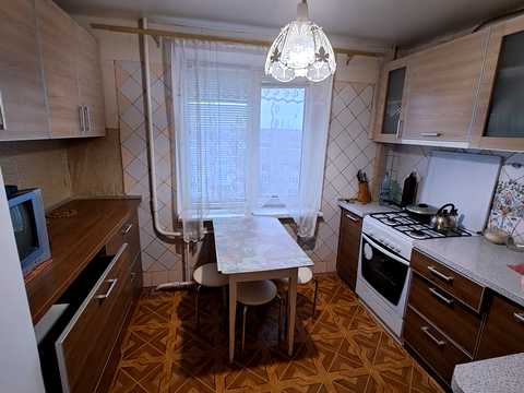 квартира за адресою Запоріжжя, Чарівна вул., 131