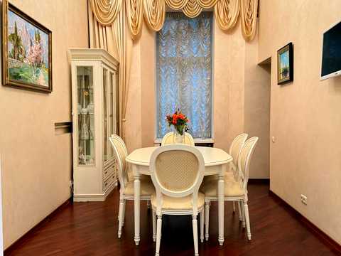 квартира по адресу Костёльная ул., 8